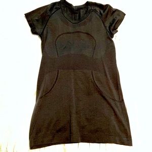 Lululemon Swiftly T-shirt Black Size 8
